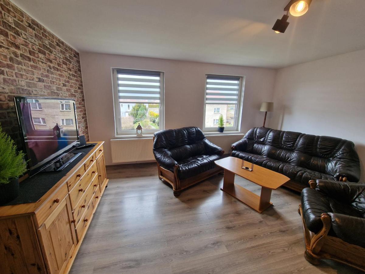 Przestronny Apartament +Silownia บือตอม ภายนอก รูปภาพ
