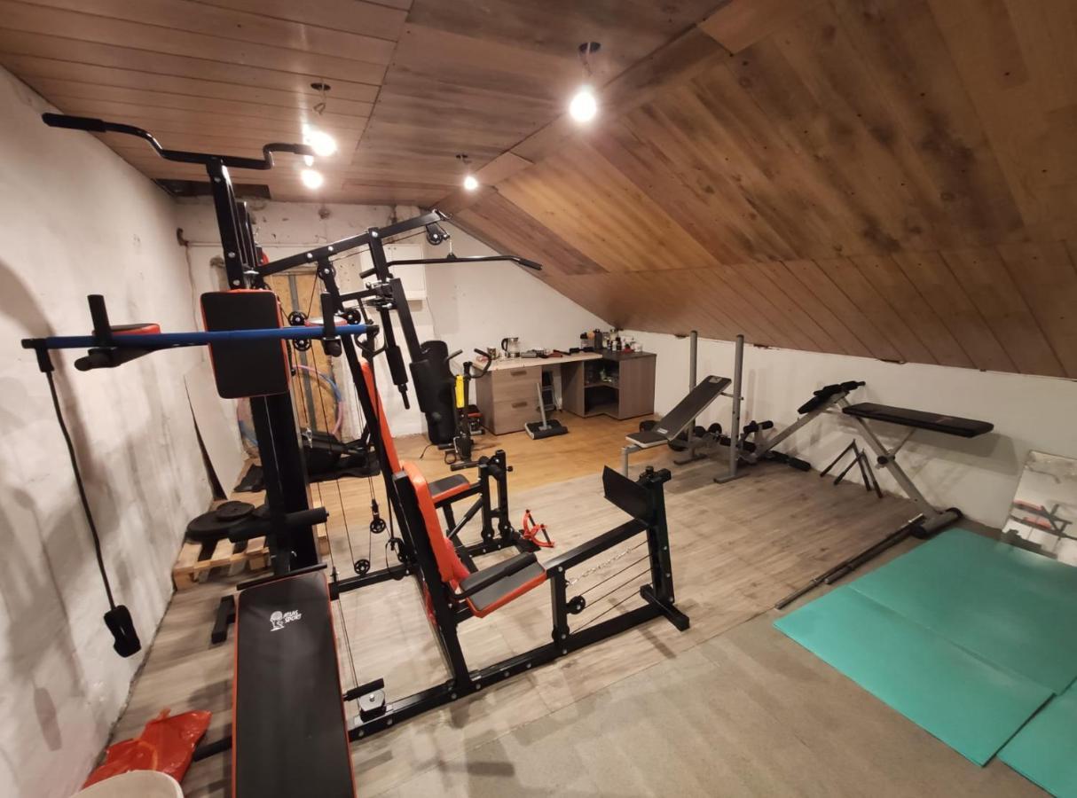Przestronny Apartament +Silownia บือตอม ภายนอก รูปภาพ
