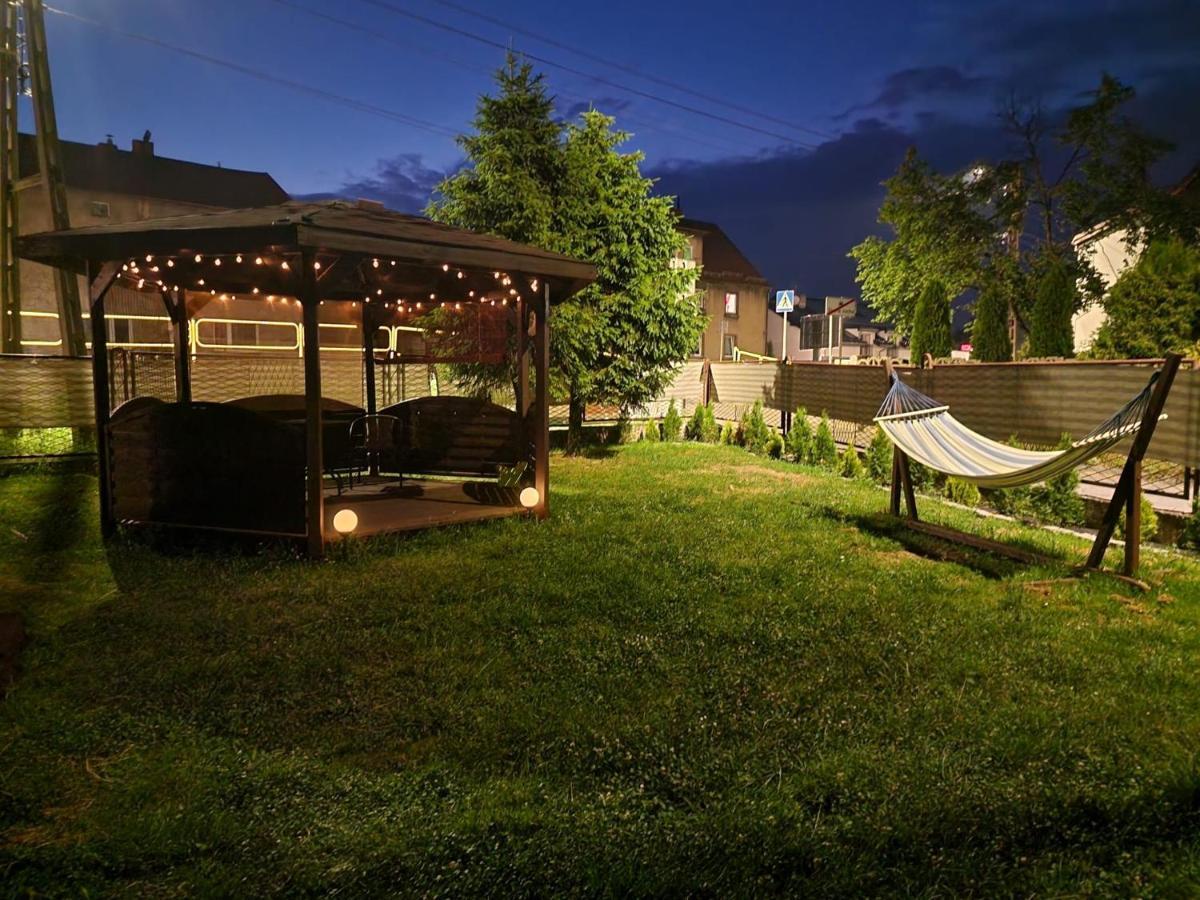 Przestronny Apartament +Silownia บือตอม ภายนอก รูปภาพ